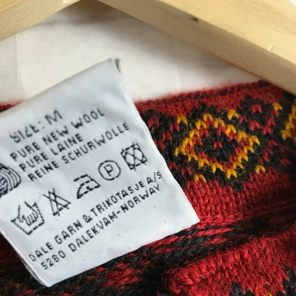 Dale of Norway Cardigan Wool Sweater - Picture 5 of 6